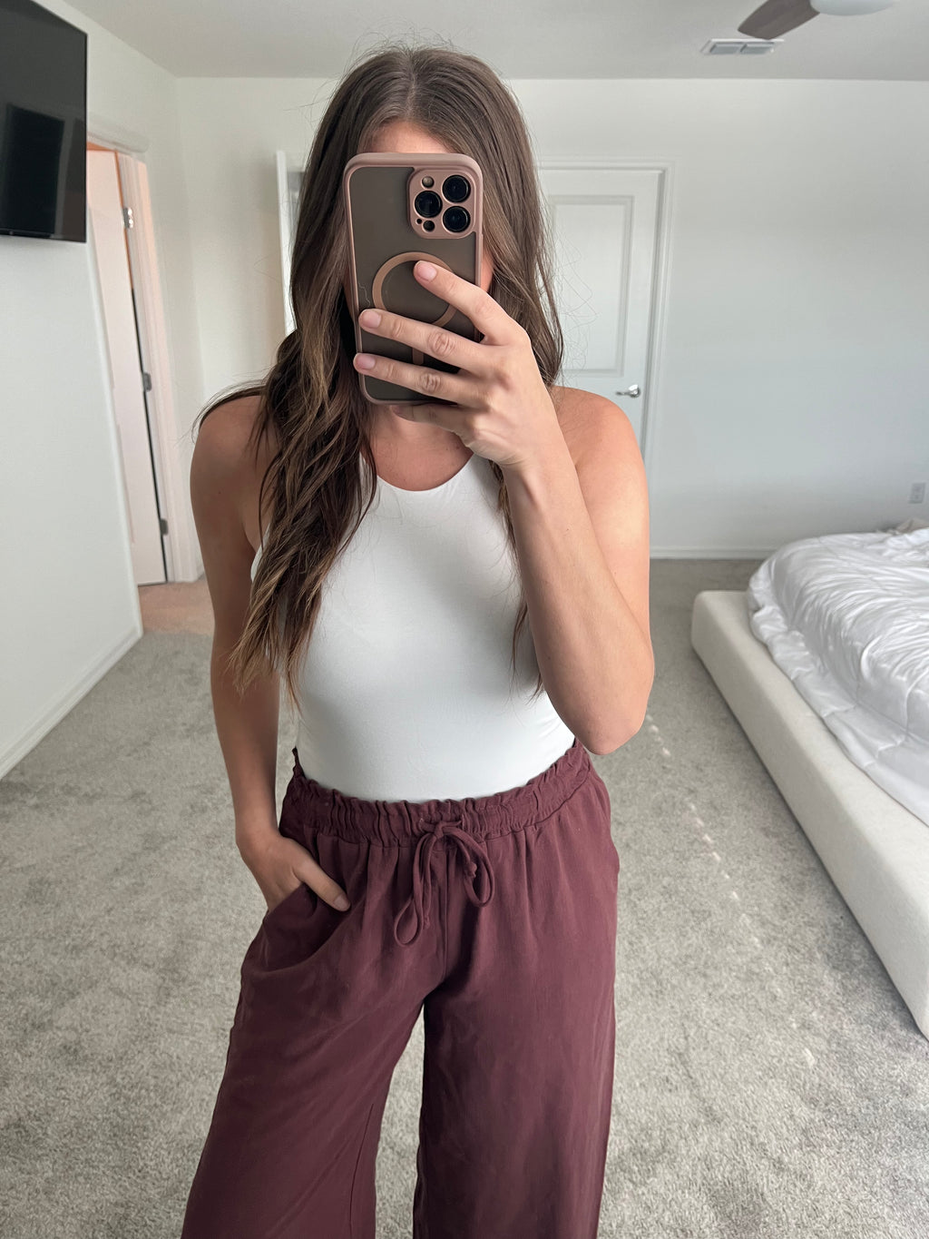 Dawn Round Tank in Off-White